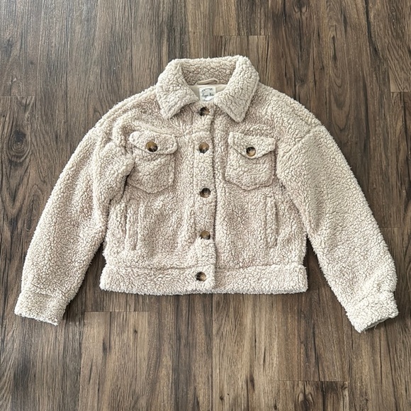 Hippie Rose soft Sherpa button up jacket. - Picture 1 of 5
